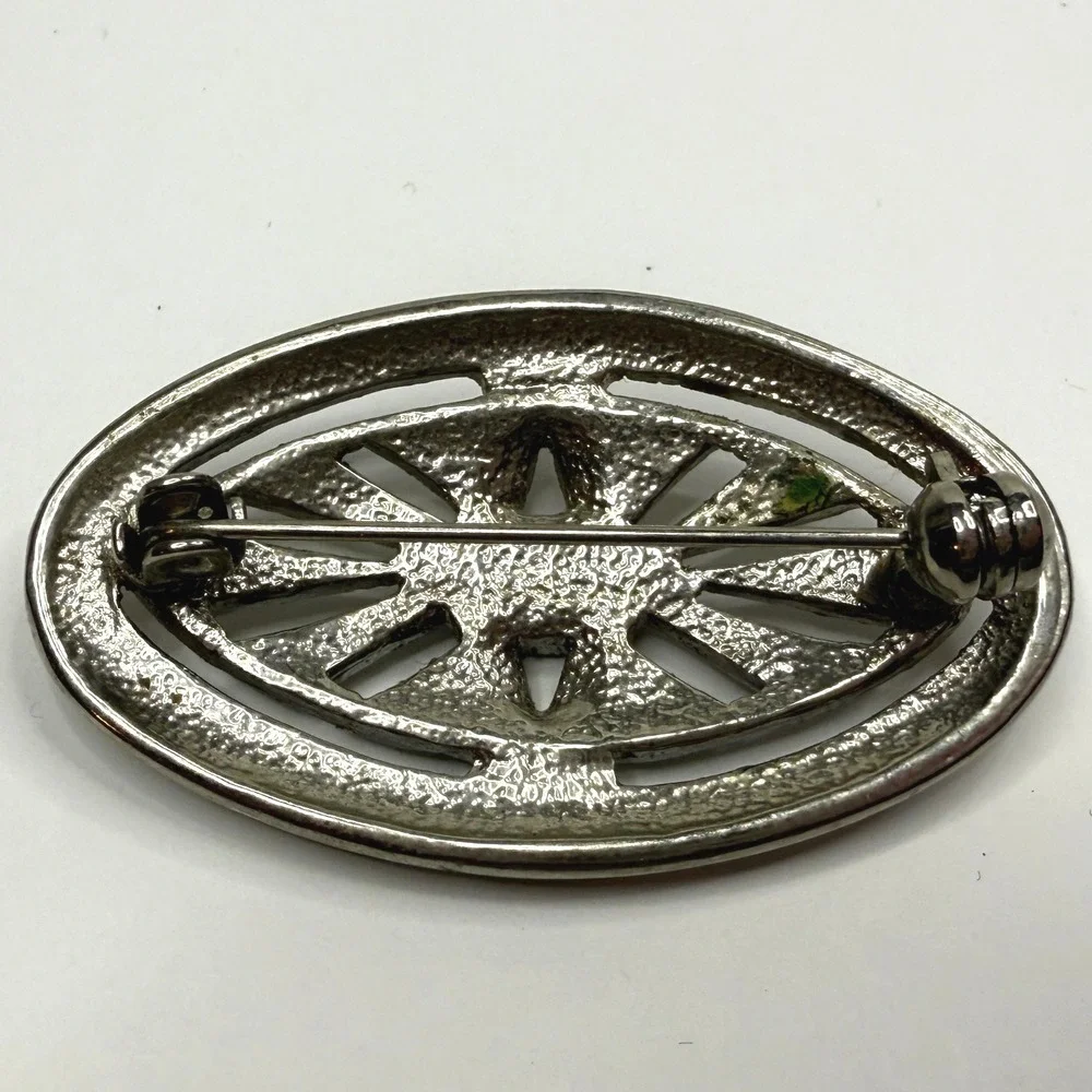Brooch vintage black